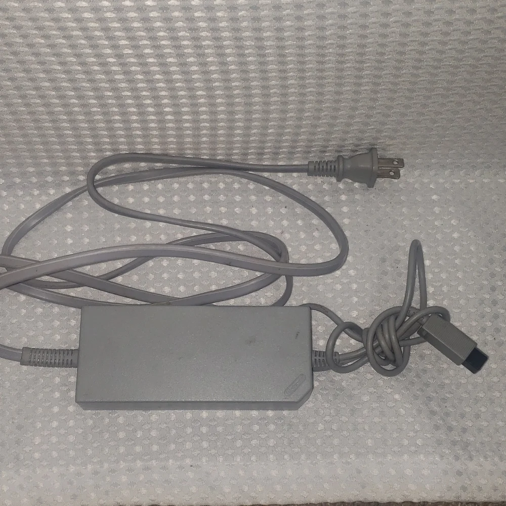 Official Nintendo Wii AC Adapter (RVL-002) Gray Power Cord OEM Power Supply 8ft.